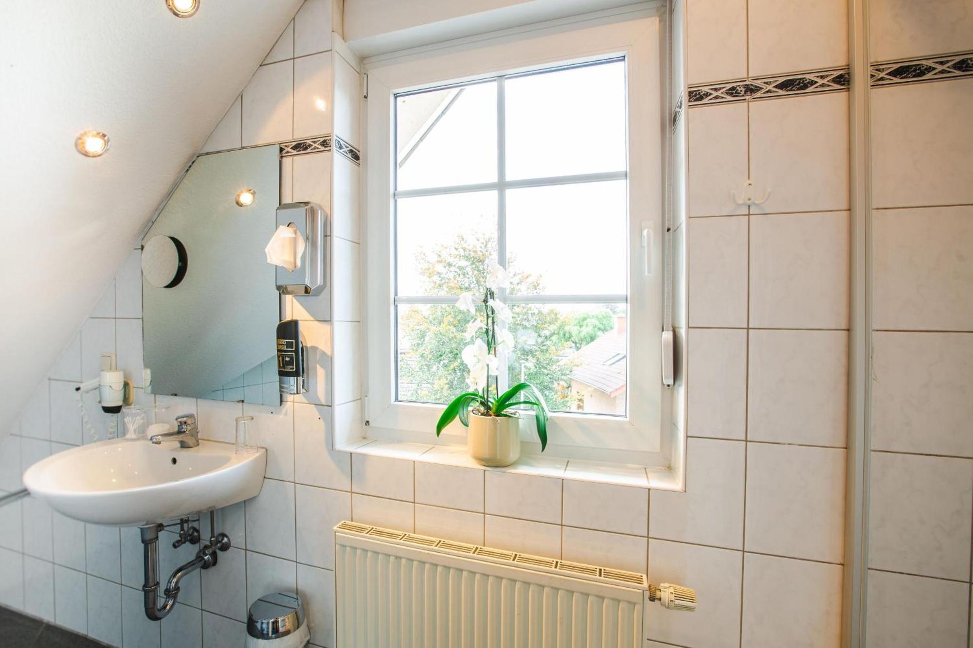 Hotel Altstadt Wassenberg Room photo